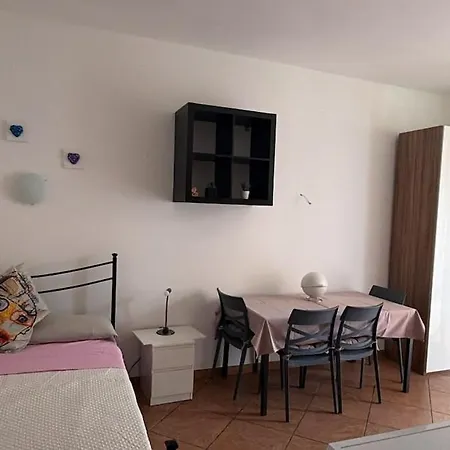 Molinette Apartment, Wi-fi & Comfort, Metro Carducci *