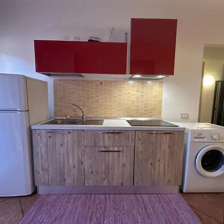 Molinette Apartment, Wi-fi & Comfort, Metro Carducci