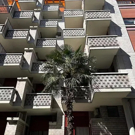 Molinette Apartment, Wi-fi & Comfort, Metro Carducci