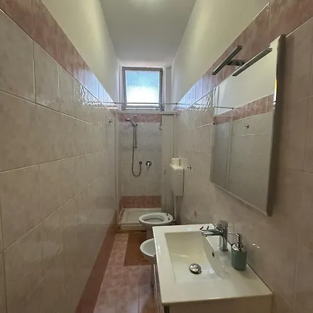 Molinette Apartment, Wi-fi & Comfort, Metro Carducci